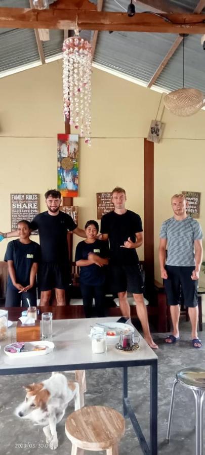 A-Manta Homestay Labuan Bajo Esterno foto
