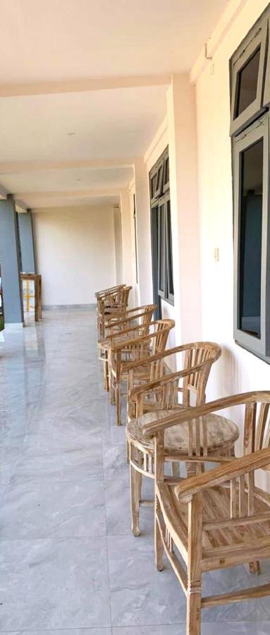A-Manta Homestay Labuan Bajo Esterno foto