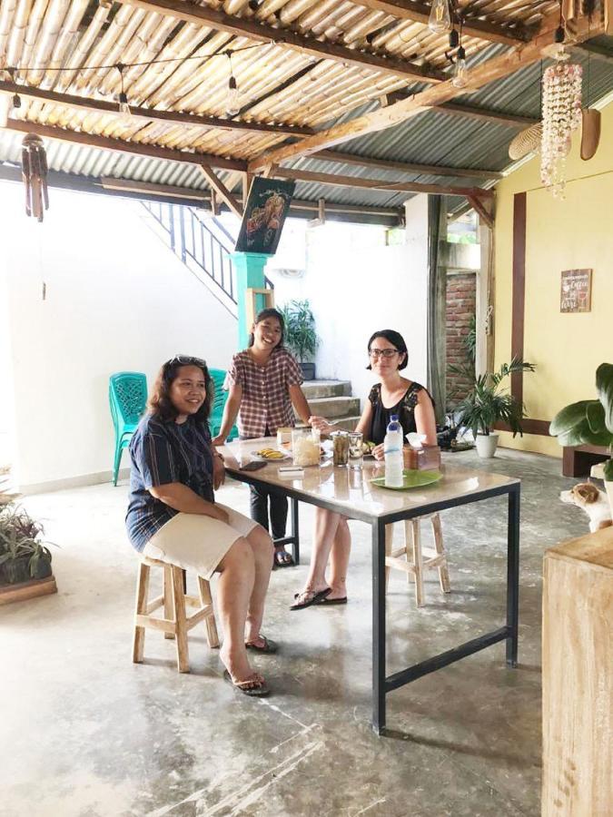 A-Manta Homestay Labuan Bajo Esterno foto